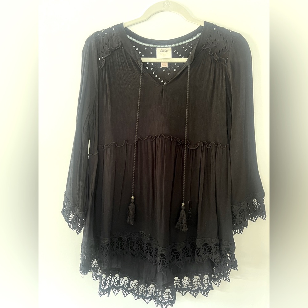 Knox Rose Black Crochet-Trim Peasant Blouse